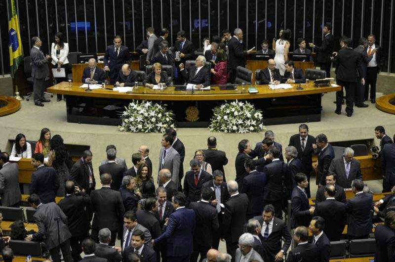 A partir da defini&ccedil;&atilde;o dos blocos que se iniciar&atilde;o os trabalhos para a forma&ccedil;&atilde;o da Mesa e das comiss&otilde;es da C&acirc;mara