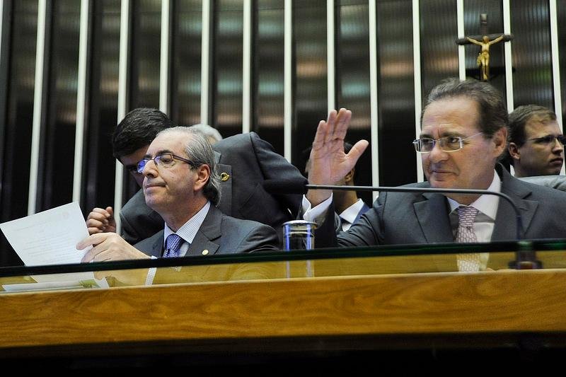 Renan e Cunha destacam como prioridade reformas pol&iacute;tica e tribut&aacute;ria 