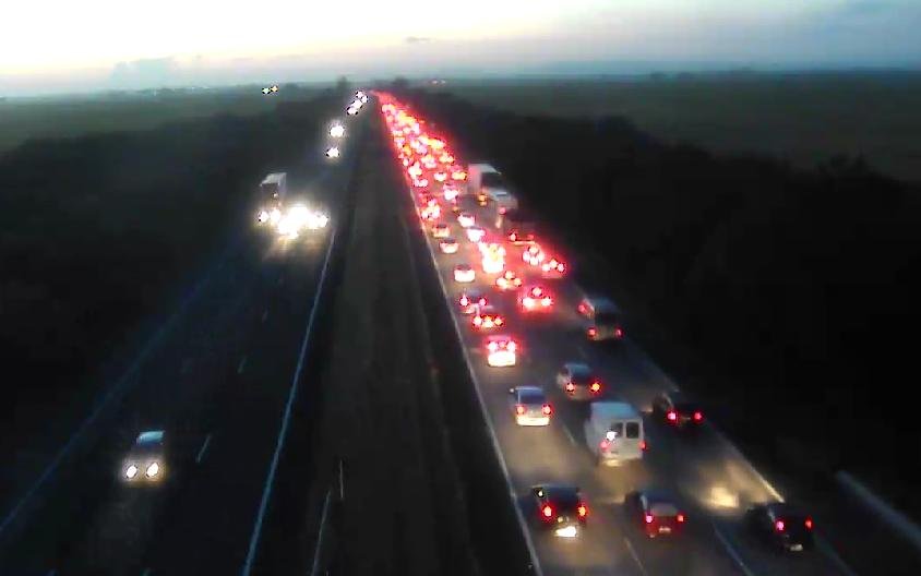 Segunda-feira teve mais de 64 mil ve&iacute;culos na freeway