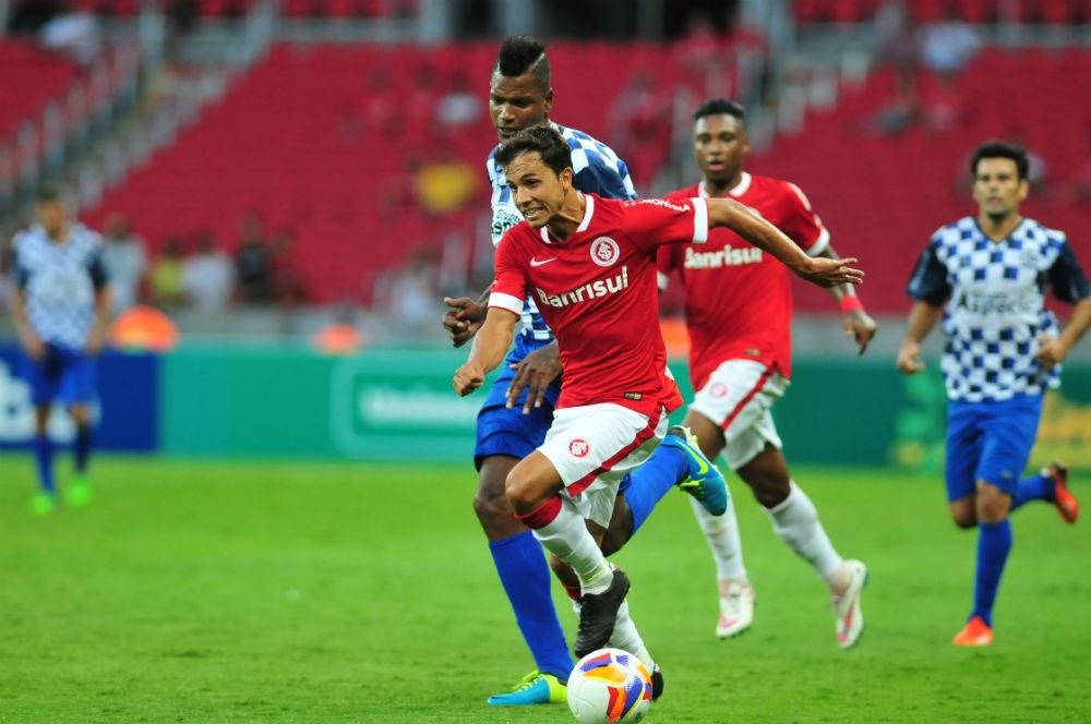 S&atilde;o Jos&eacute; surpreendeu o Inter no Beira-Rio