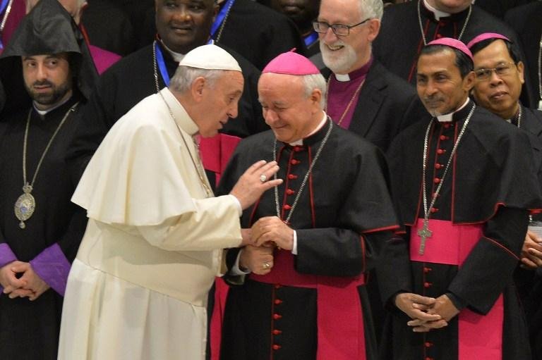 Papa Francisco pede que bispos n&atilde;o acobertem casos de pedofilia 