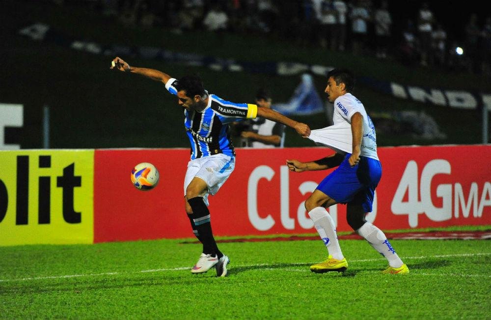Bolzan admite partida ruim, mas v&ecirc; Gr&ecirc;mio no caminho correto 