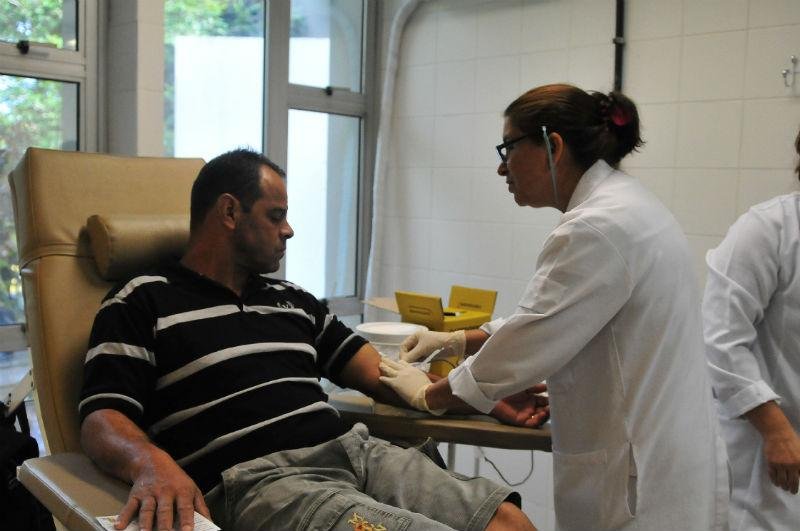 Hemocentro necessita com urg&ecirc;ncia de todos os tipos de sangue