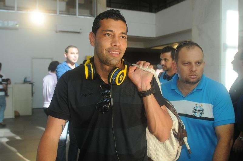 Andr&eacute; Santos vai jogar no Botafogo de Ribeir&atilde;o Preto