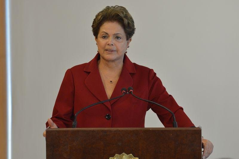 Ap&oacute;s elei&ccedil;&atilde;o para presid&ecirc;ncia da C&acirc;mara, Cunha tem primeiro encontro com Dilma