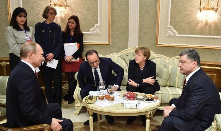 Autoridades tentam acabar com conflito entre Ucr&acirc;nia e R&uacute;ssia