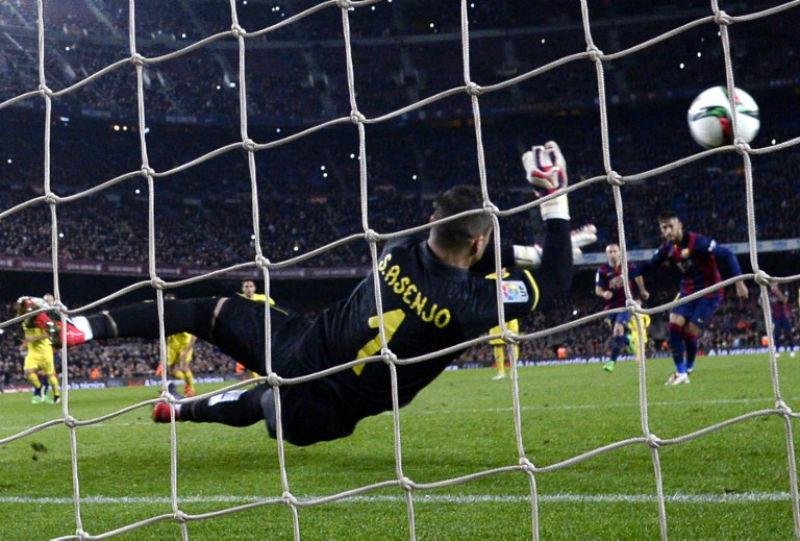 Neymar perdeu p&ecirc;nalti, mas Bar&ccedil;a encaminhou vaga para final