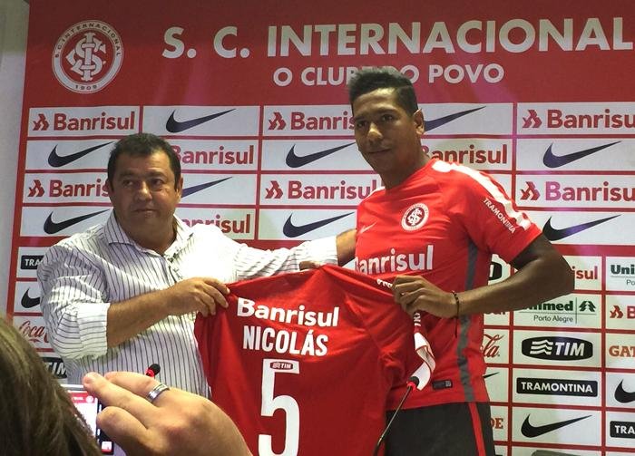Nicol&aacute;s Freitas foi apresentado no Inter nesta sexta