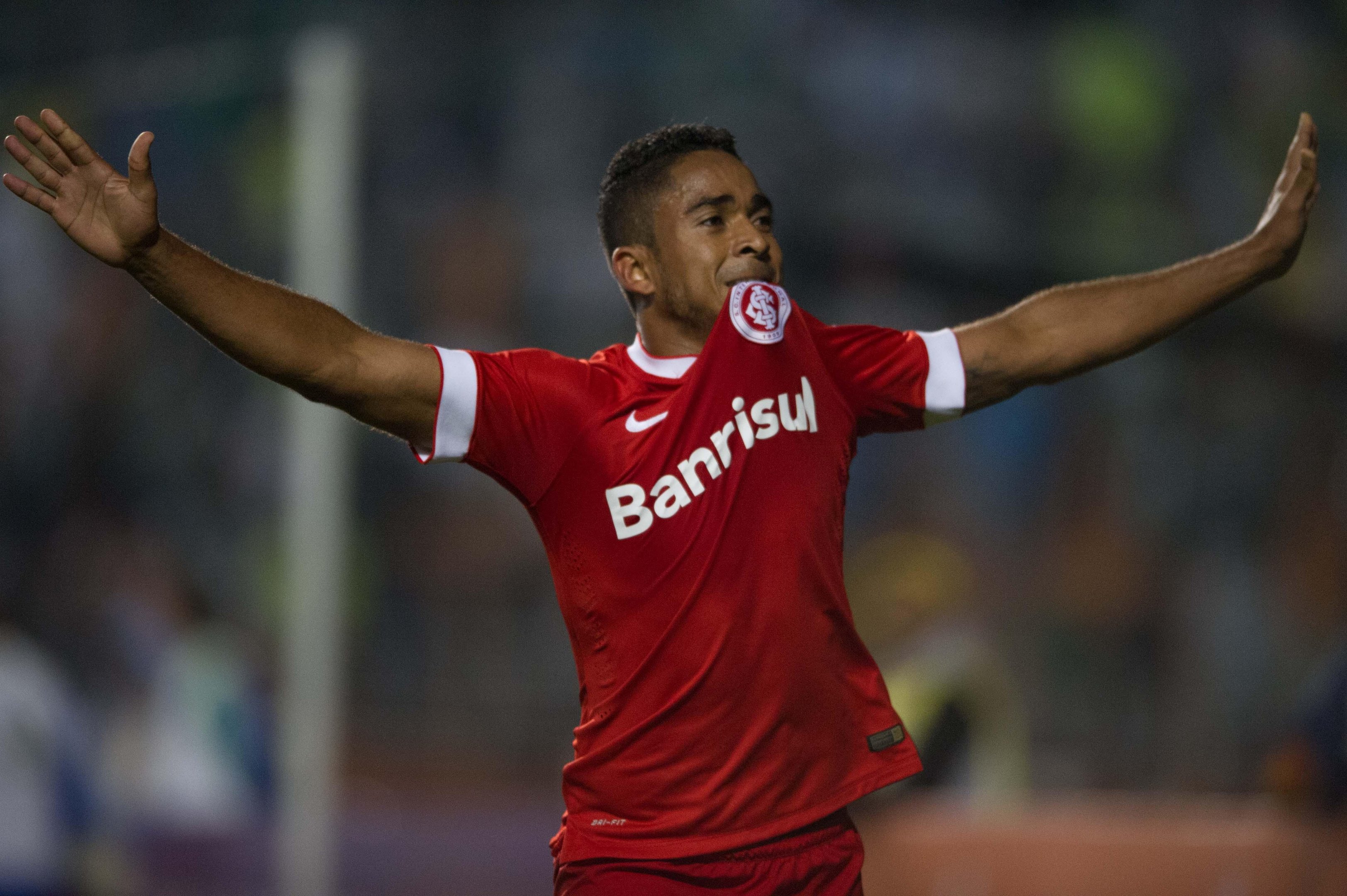 Jorge Henrique foi inscrito pelo Inter na Libertadores