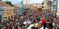 Blocos de rua agitam Porto Alegre neste sábado 