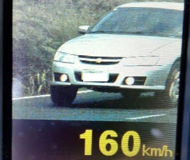 Radar registrou 160 km/h em &Ocirc;mega que seguia no sentido Capital-interior