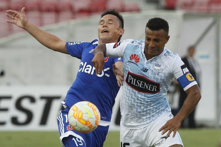 Fora de casa, Emelec venceu a Universidad de Chile