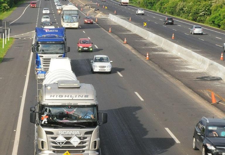 Cerca de 62 mil ve&iacute;culos retonaram ao longo desta ter&ccedil;a-feira