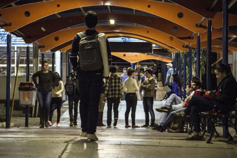 Escolas particulares come&ccedil;am a retomar atividades no Estado