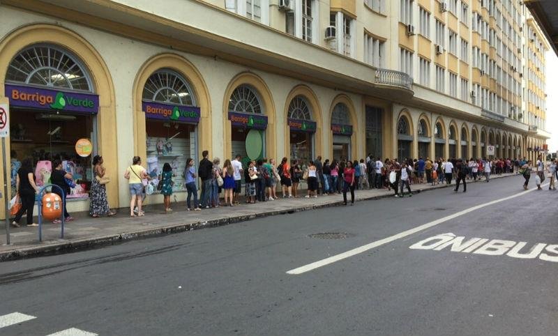 Central de passagens registrou grande movimento nesta sexta