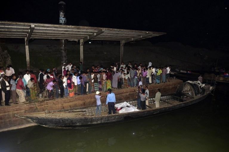 Sobreviventes disseram que ferry boat estava superlotado