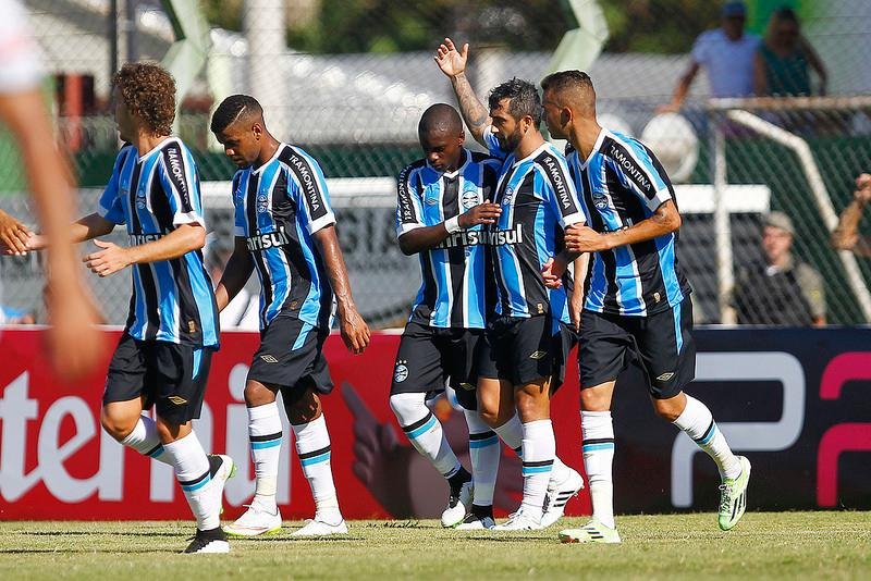 Gr&ecirc;mio encara Juventude para fazer as pazes com torcida