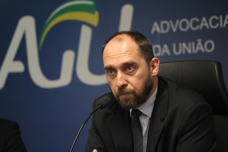 Para chefe da AGU lei tem desafio de punir culpados sem inviabilizar empresas que possuem milhares de funcion&aacute;rios