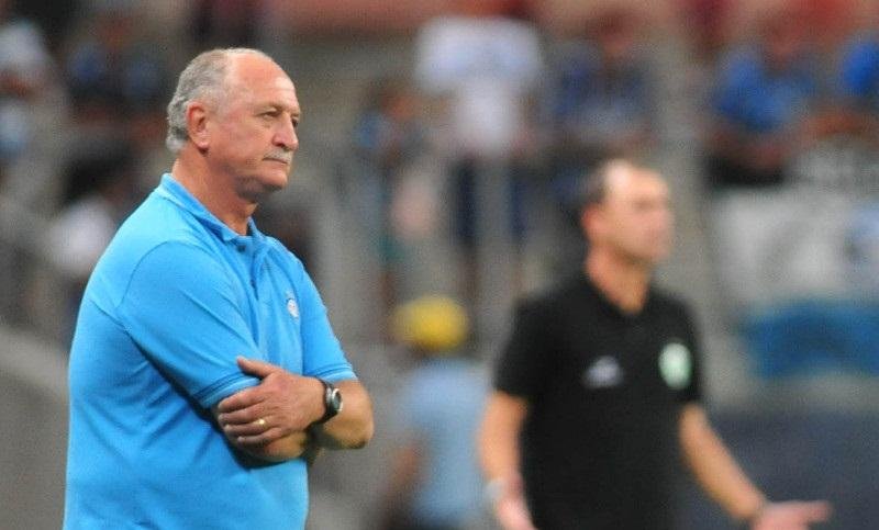 T&eacute;cnico destaca desafio de remontar o Gr&ecirc;mio e aguarda contrata&ccedil;&otilde;es