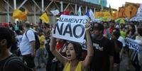 Centro de Porto Alegre tem novo protesto contra aumento nas tarifas