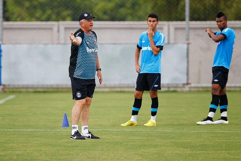 Felip&atilde;o mant&eacute;m mist&eacute;rio para o Gre-Nal