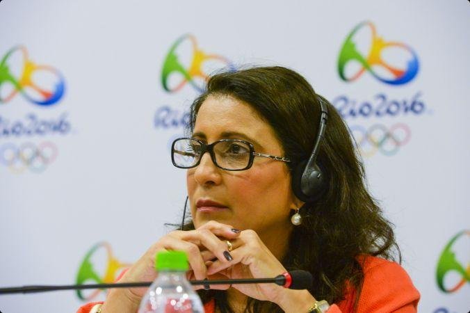 Campo de golfe, o vel&oacute;dromo e a &aacute;rea de hipismo preocupam a presidente Nawal El Moutawakel 