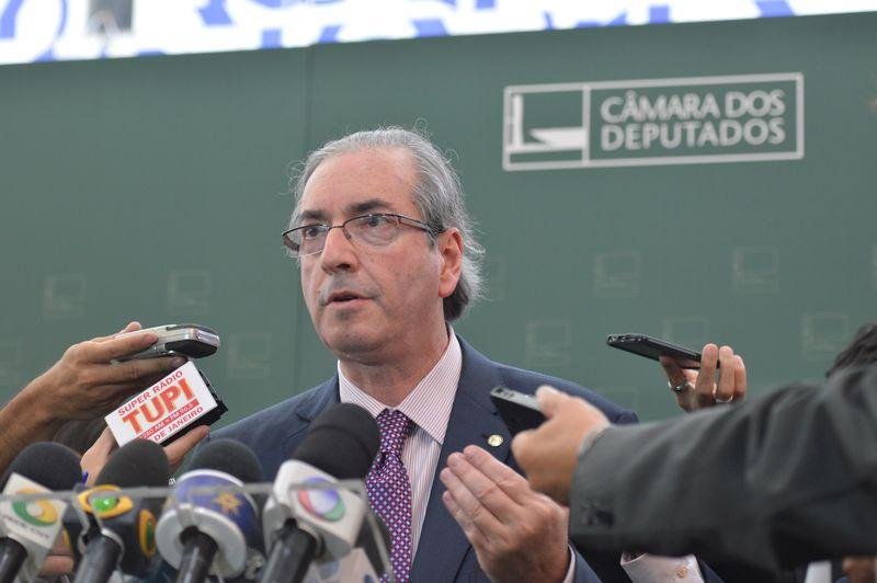 Eduardo Cunha admitiu que a press&atilde;o da opini&atilde;o p&uacute;blica levou ao recuo da medida