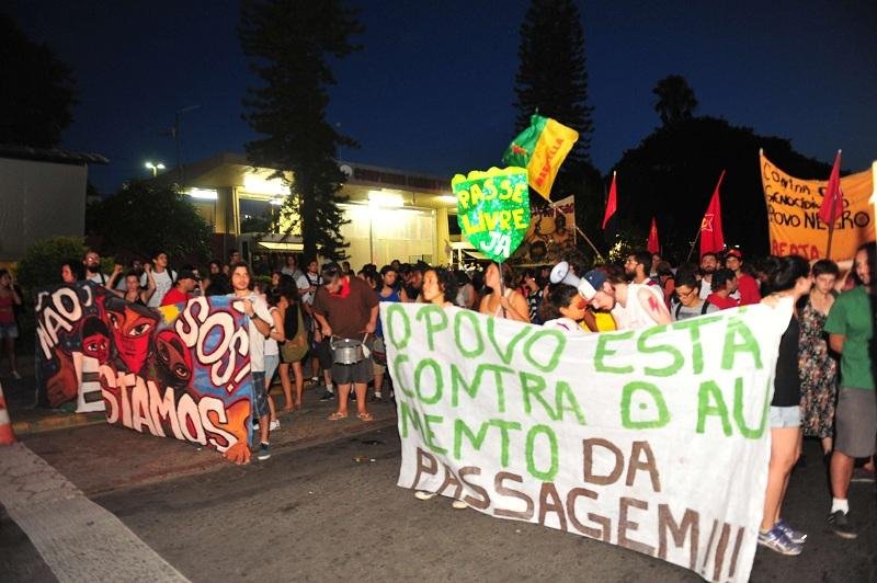 Grupo seguiu pacificamente em todo o trajeto