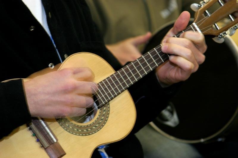 Santander Cultural oferece oficina de choro e samba gratuita