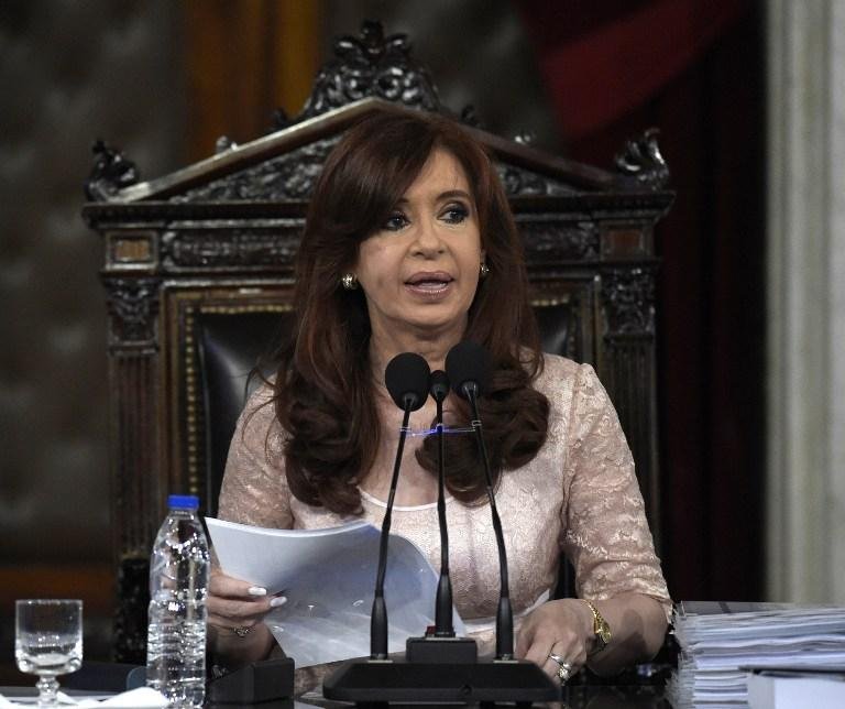 Presidente &eacute; acusada de acobertar iranianos no atentado antissemita de 1994