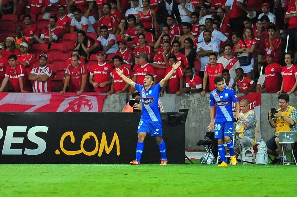 Mena marcou segundo gol dos equatorianos