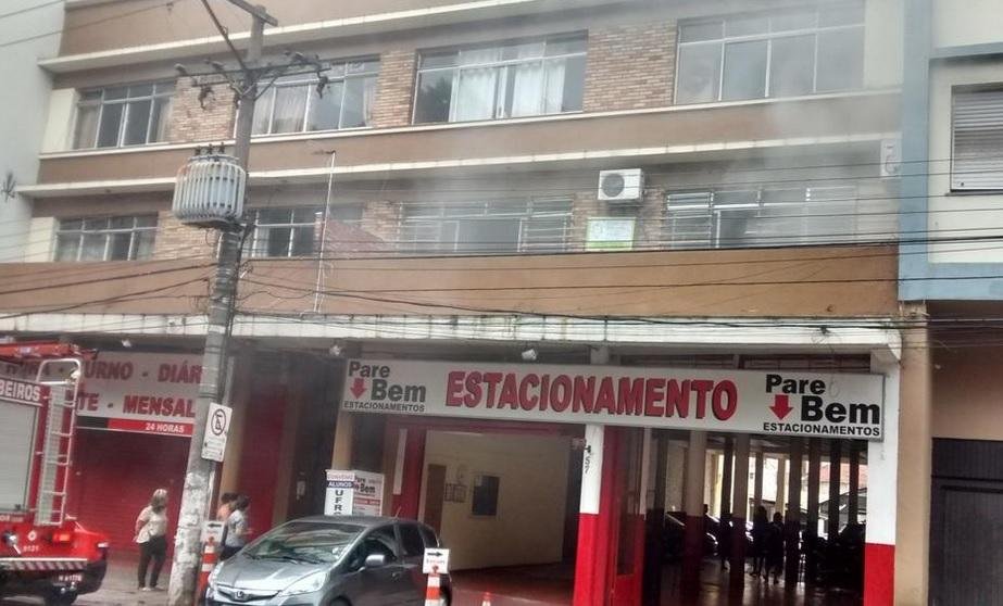 Fogo teve in&iacute;cio em escrit&oacute;rio da avenida Jo&atilde;o Pessoa