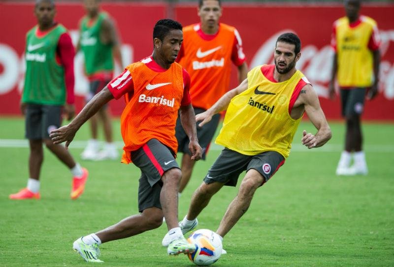 Jorge Henrique e Lisandro L&oacute;pez ser&atilde;o titulares contra o Juventude