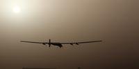 Avião Solar Impulse 2 inicia em Abu Dhabi volta ao mundo histórica