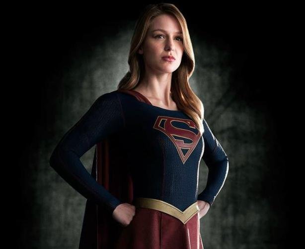 Divulgadas imagens da nova Supergirl