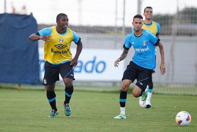 Felip&atilde;o confirma Gr&ecirc;mio com Braian e Mamute no ataque 