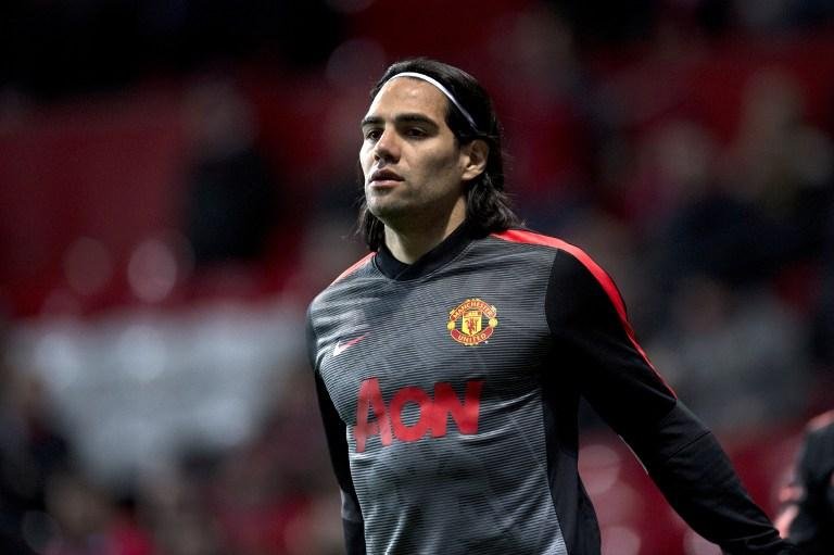 Jogador colombiano foi escalado ao lado de Rafael e Victor Vald&eacute;s