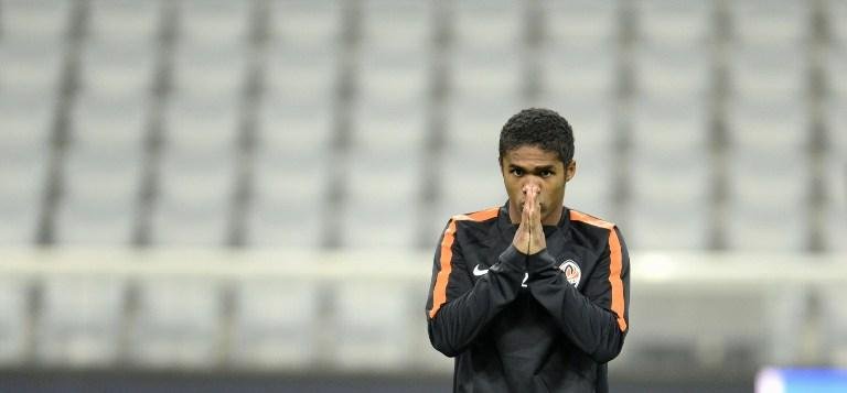 Douglas Costa &eacute; plano B do Barcelona para 2016 