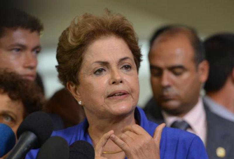 Dilma diz que n&atilde;o tem o menor interesse em restringir manifesta&ccedil;&otilde;es