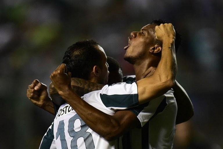 Colombianos assumem lideran&ccedil;a de forma provis&oacute;ria