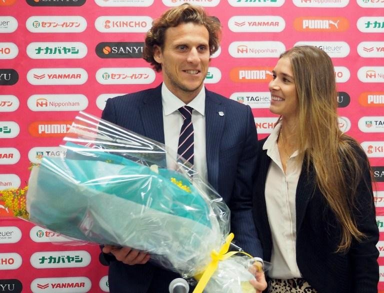 Diego Forl&aacute;n anuncia aposentadoria da sele&ccedil;&atilde;o do Uruguai