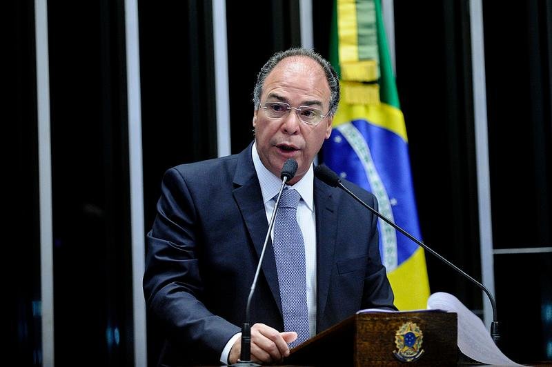 PGR teria esquecido de incluir o senador Fernando Bezerra, do PSB, na lista original 