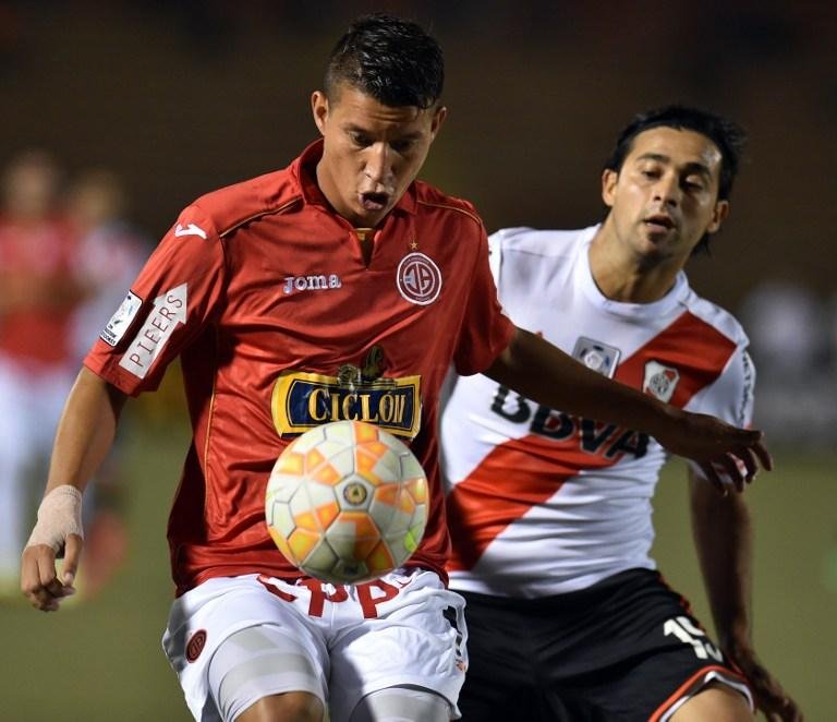 Juan Aurich subiu para segundo no grupo, enquanto River Plate segue na lanterna