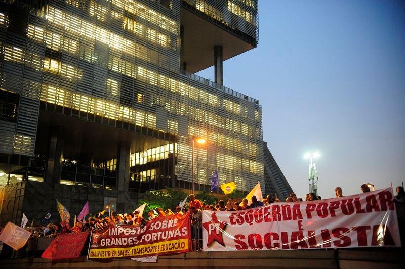 Grupos realiza&ccedil;&atilde;o manifesta&ccedil;&otilde;es em todo o Brasil