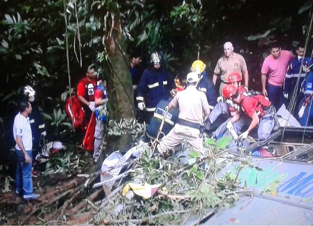 N&uacute;mero de mortos em acidente em Santa Catarina sobe para 49 