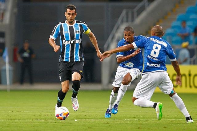 Rhodolfo e Erazo s&atilde;o desfalques em treino do Gr&ecirc;mio 