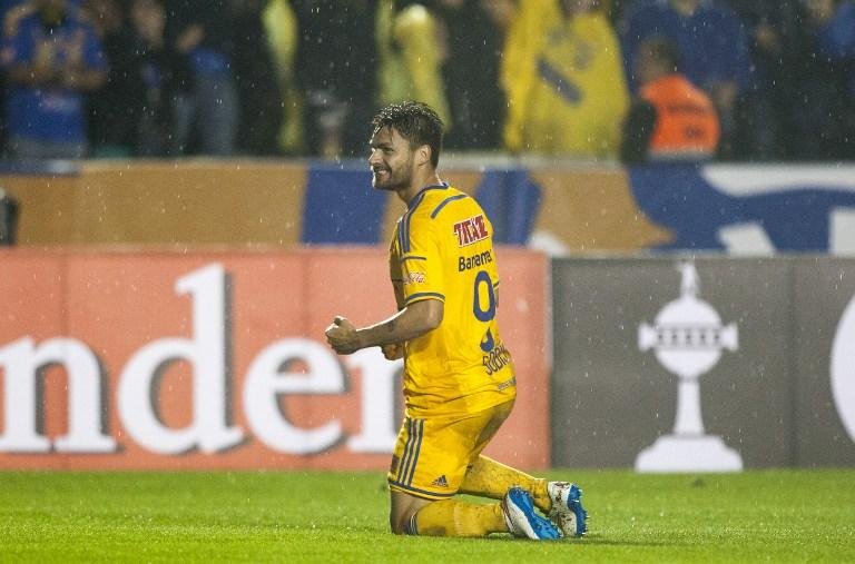 Ex-colorado marcou duas vezes e deu uma assist&ecirc;ncia