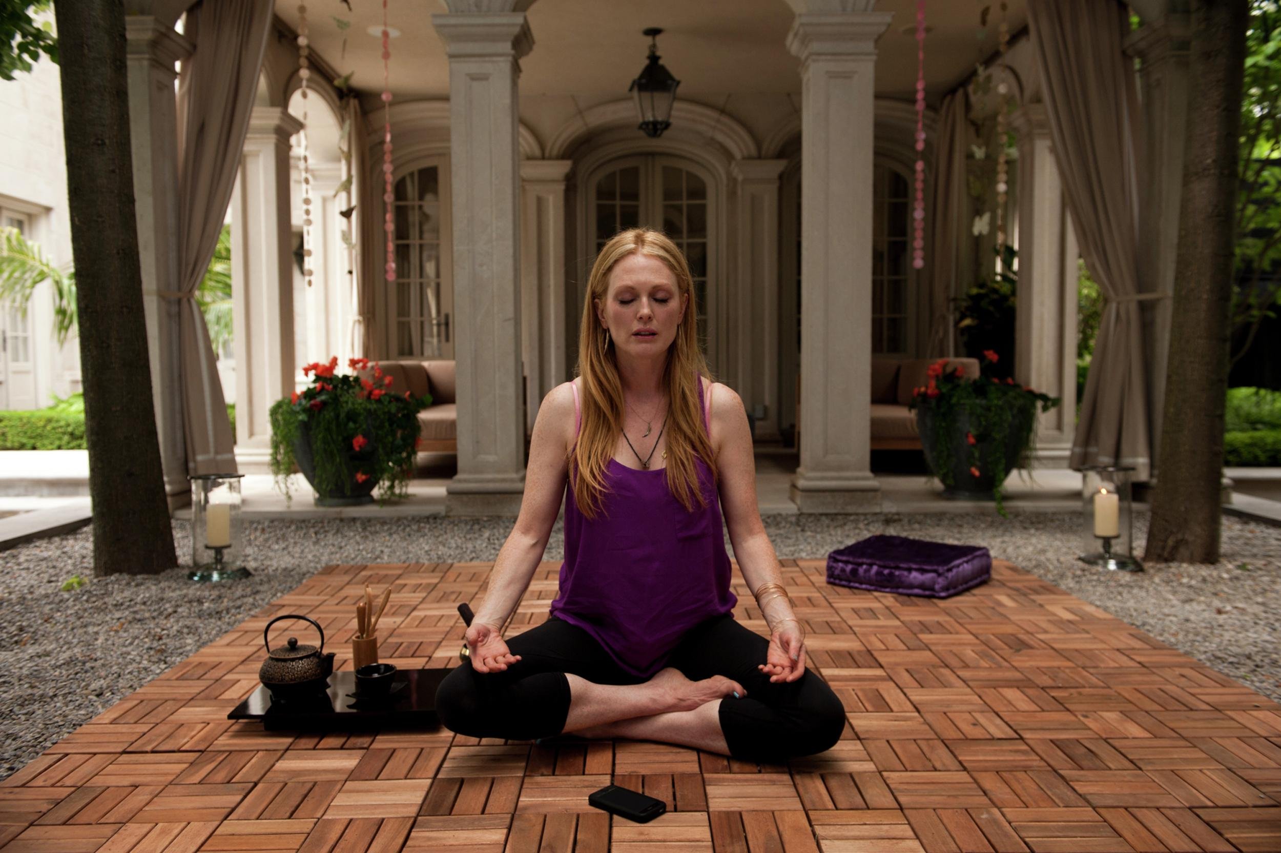 Julianne Moore em Mapa das Estrelas, filme do diretor David Cronenberg que estreia hoje nos cinemas 