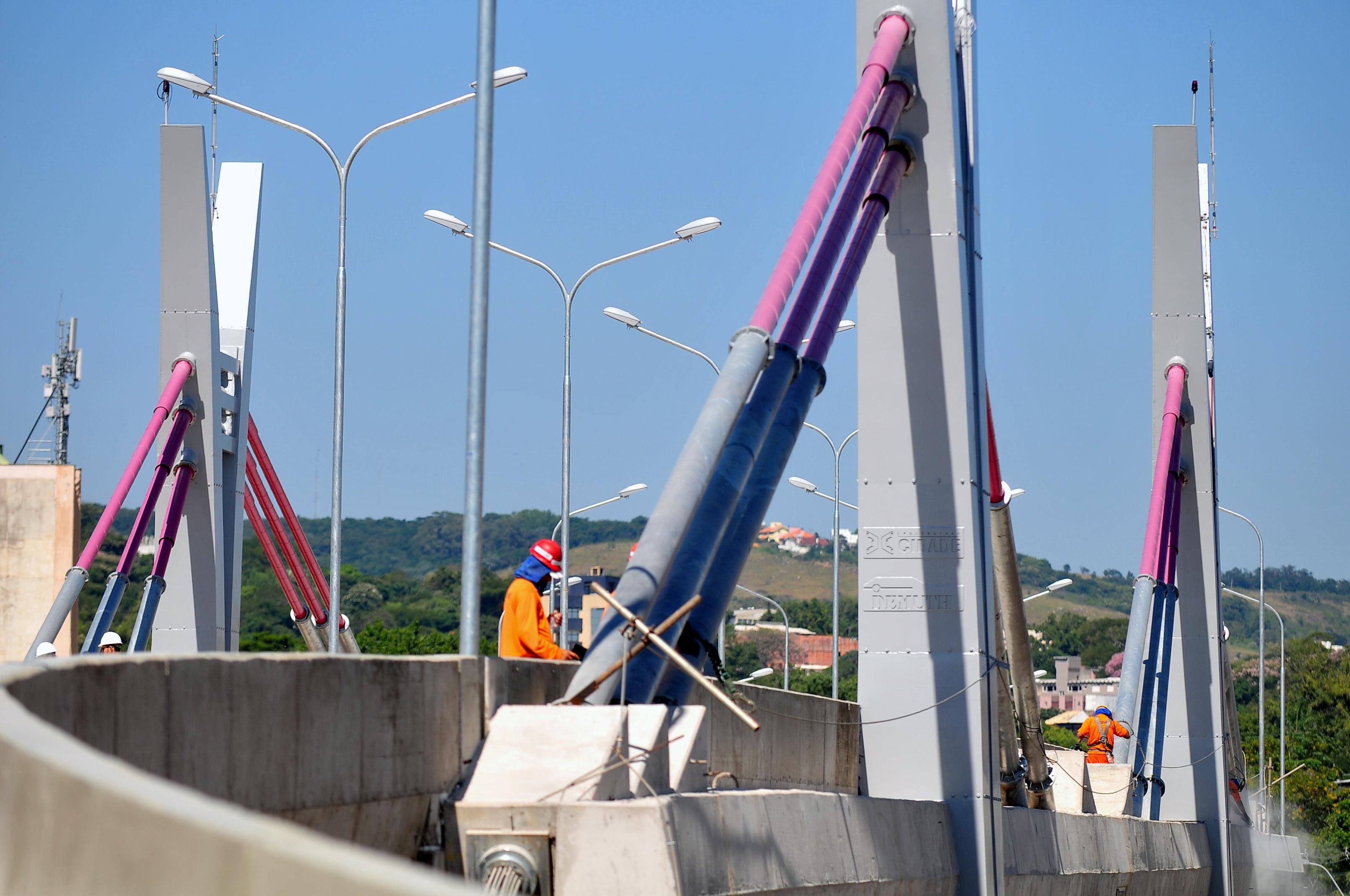 Ser&atilde;o seis faixas de tr&aacute;fego, com extens&atilde;o total de 540 metros em tr&ecirc;s n&iacute;veis
