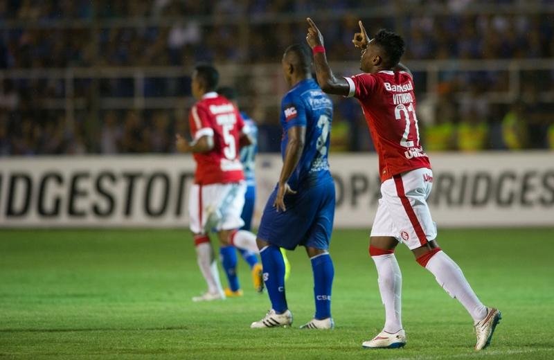 Vitinho marcou o gol de empate do Inter ap&oacute;s cobran&ccedil;a de escanteio